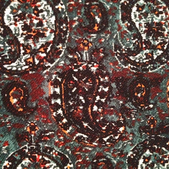 2/$10 LuLaRoe Cassie Stretchy Midi Skirt Small - Picture 2 of 5